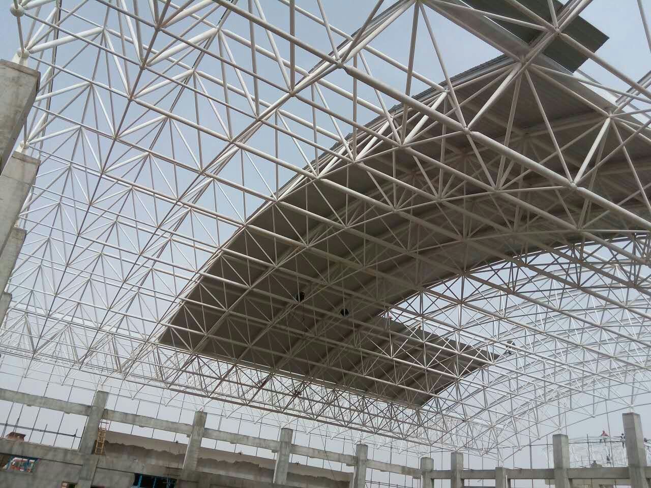 富锦青岛一汽网架
